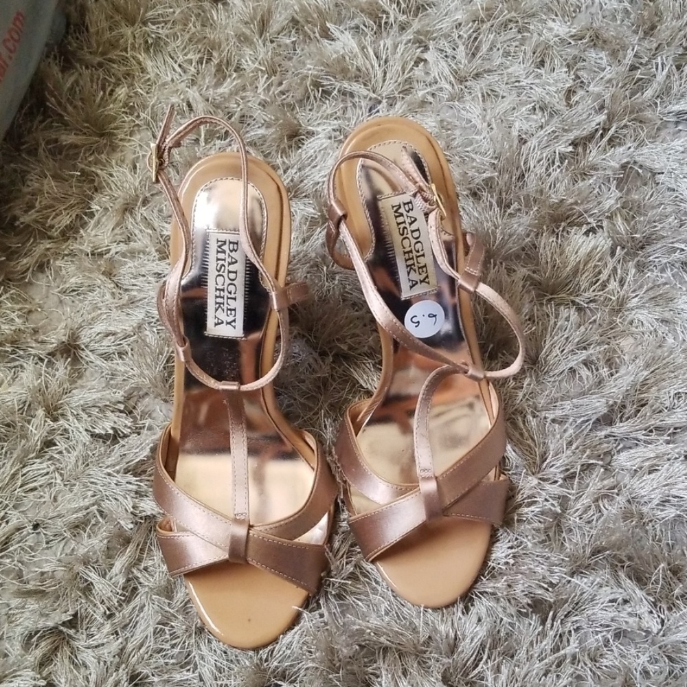 Shoes - Picture 2 of 5